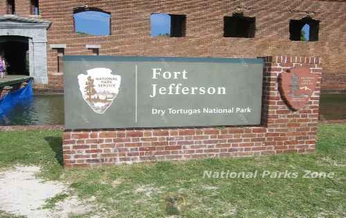 Picture of national parks sign at the entrance to Dry Tortugas National Park